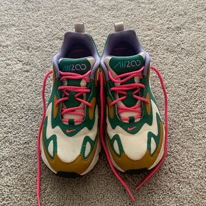 Nike Air Max 200 Mystic size 8